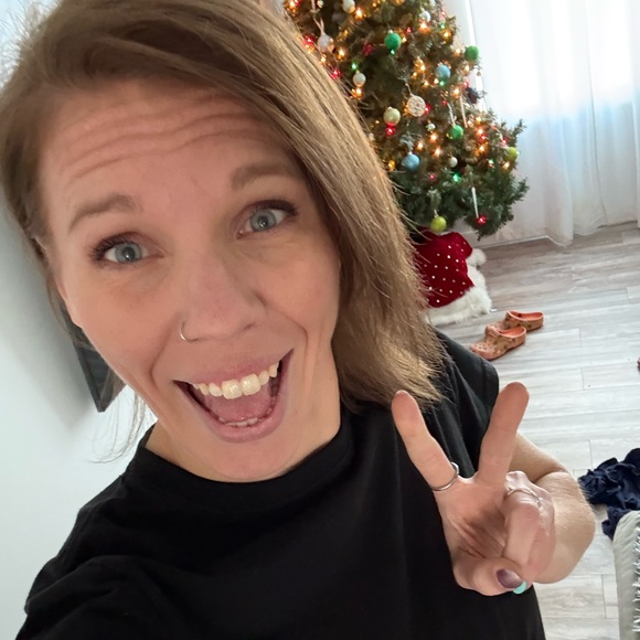desirae_hurley
